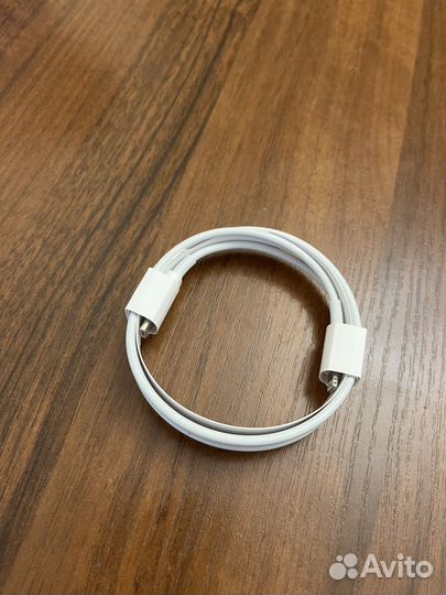 Кабель Apple Type-C оригинал новый