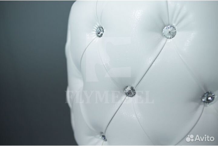 Кресло для мастера маникюра Вилли