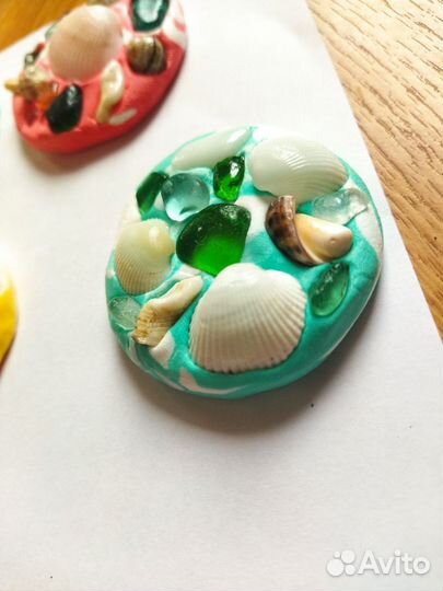 Магнит на холодильник