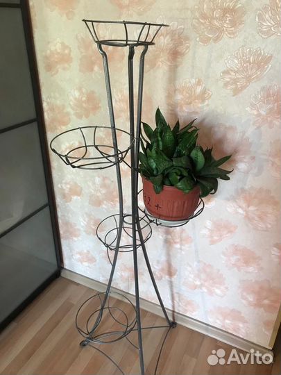 Подставка для цветов