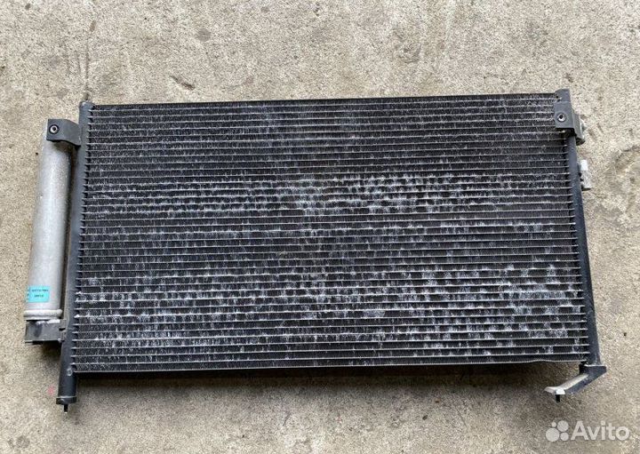 Радиатор кондиционера Subaru Forester SG/S11