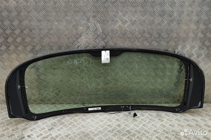 Заднее стекло Porsche