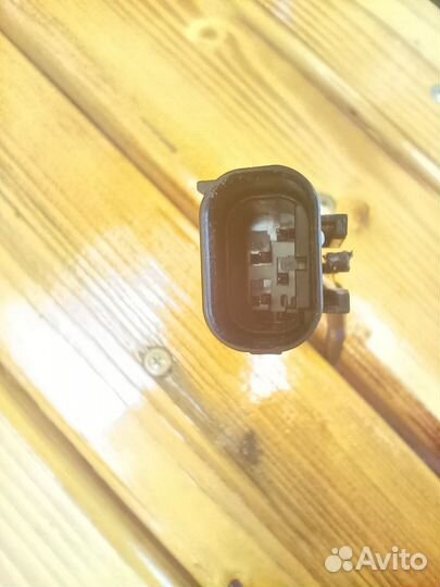 Штекер оригинал видеокамеры KIA sportage 3