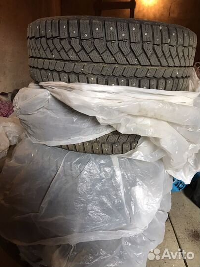 Viatti Brina Nordico V-522 215/50 R17