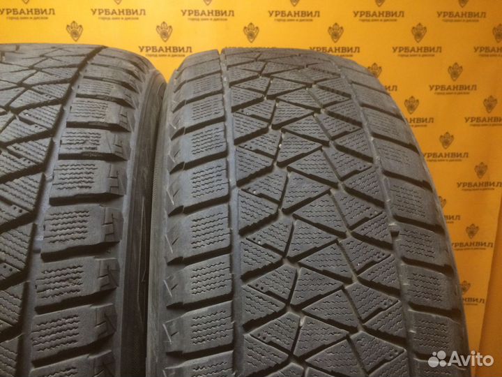 Bridgestone Blizzak DM-V2 235/55 R19