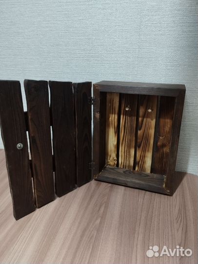 Вешалка-ключница