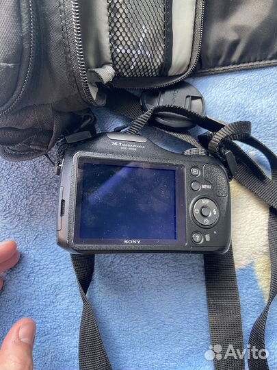 Фотоаппарат Sony DSC-H100