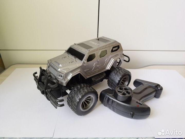 Машинка на радиоуправлении