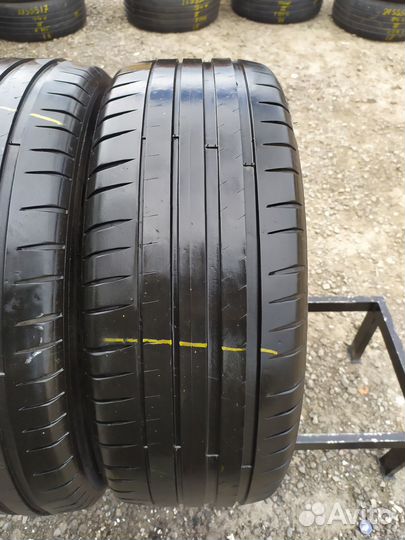 Michelin Pilot Sport 4 215/55 R17 98Y