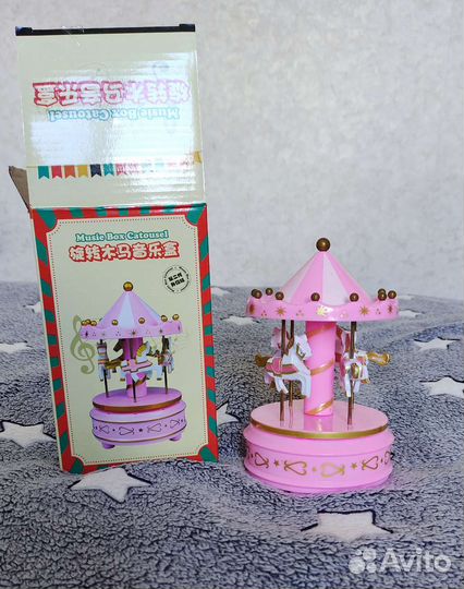 Музыкальная шкатулка карусель