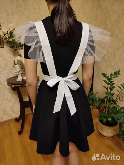 Школьный фартук