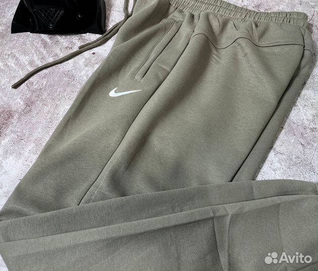 Спортивные костюмы Nike