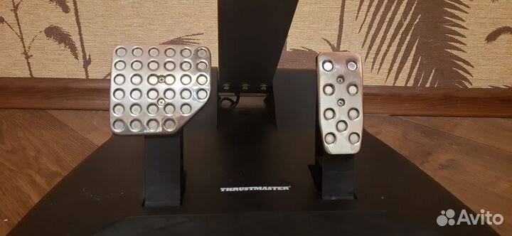 Руль игровой thrustmaster cockpit