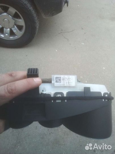 Opel astraJ 2012г щиток приборов