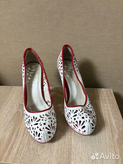 Туфли женские 35 размер