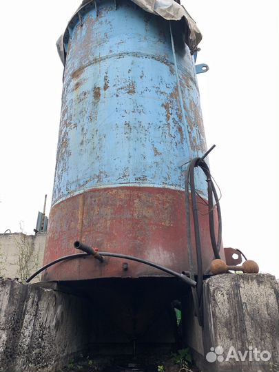 Емкость металлическая 10 кубов