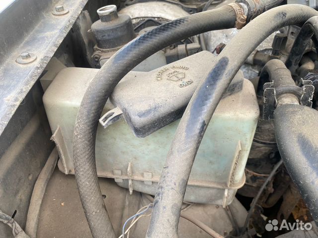 Бочок омывателя Ford Explorer 2