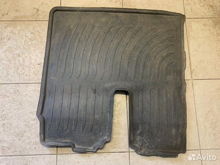 Напольное покрытие слева Man Tgx 18.440 дизель