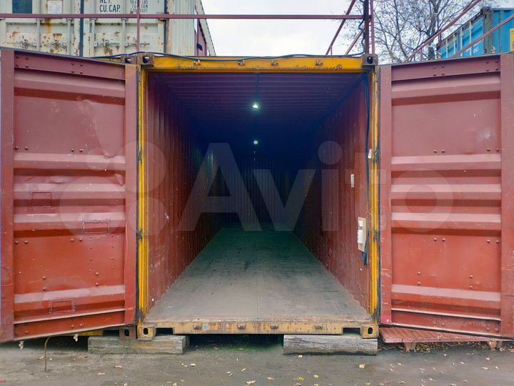 Складской контейнер 28 м² для товаров и вещей