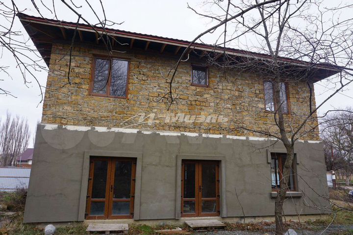 Дом 230 м² на участке 10 сот.