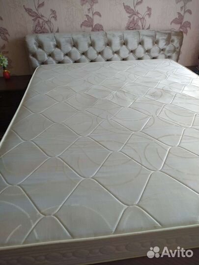 Матрас 160х200 бу