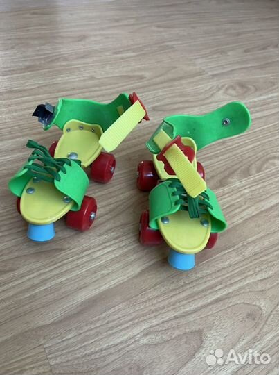 Роликовые коньки-квады