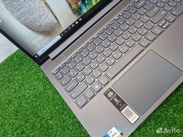 Lenovo Yoga 15.6 FullHD Core i7/512ssd/16gb