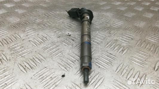 Форсунка дизельная audi Q7 (CAD02AL01)