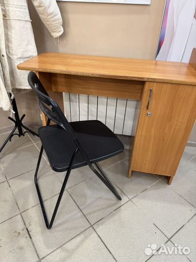 Стол и стул