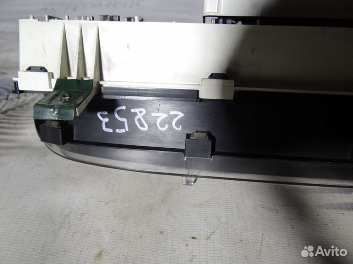 Панель приборов Nissan March 1992- 2002