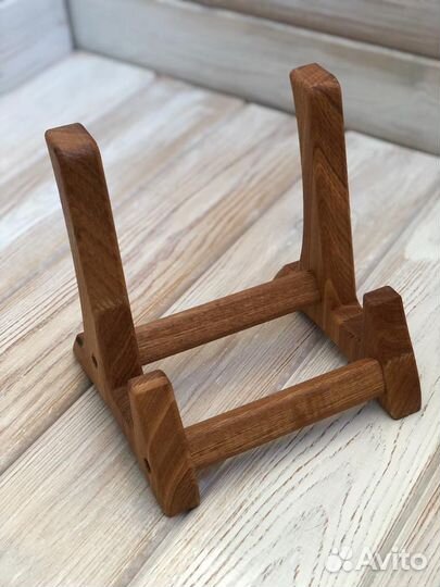 Деревянная подставка
