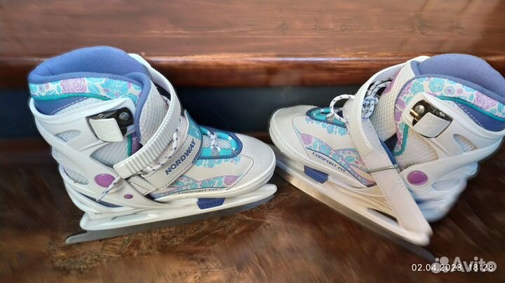 Коньки хоккейные детские