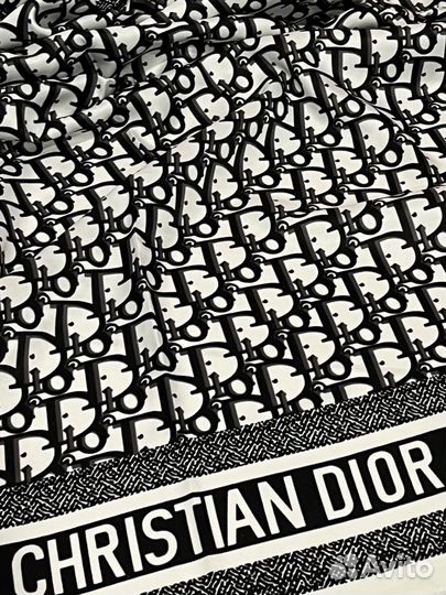 Шелковый платок Dior белый с черным монограмм