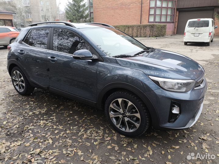 Kia Stonic 1.4 AT, 2018, 100 000 км