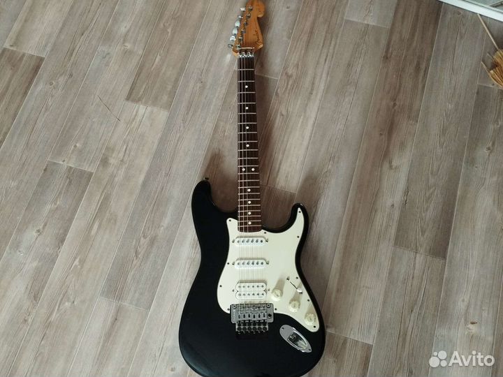 Электрогитара Fender stratocaster HSS Mexico