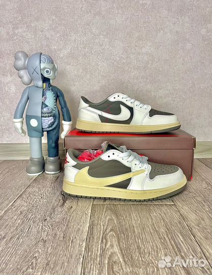 Nike Air Jordan 1 Low Travis Scott Reverse Mocha