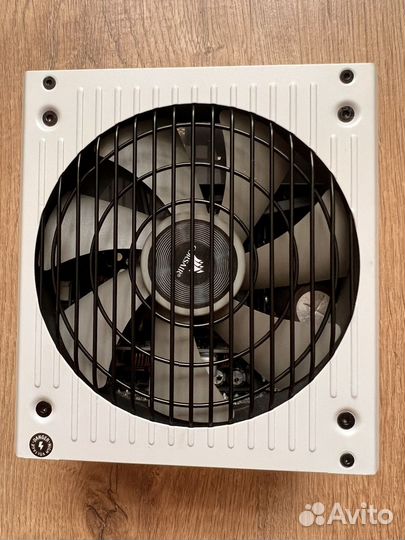 Блок питания corsair rm750х