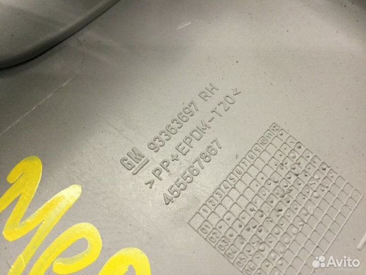 Обшивка стойки средней Opel Meriva 2003-2010