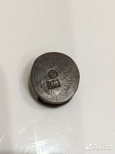 Пломба и цепь