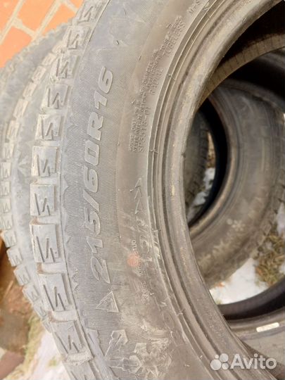 Acustica Challenger 215/60 R16 90H