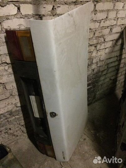 Крышка багажника задняя Audi 100 C3(44) седан 2.0