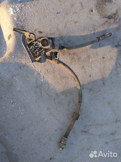 Шланг тормозной передний Мицубиси Аутлендер 3