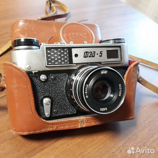 Пленочный фотоаппарат фэд5