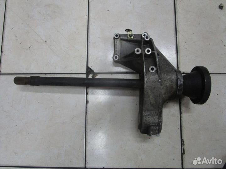 Вал промежуточный перед привода W638 V-class Vit