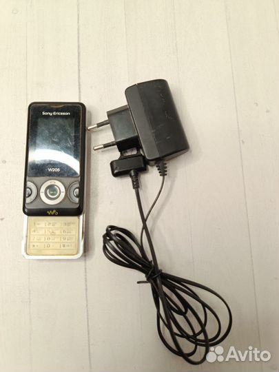 Sony Ericsson W205