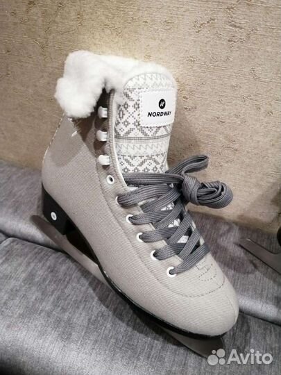 Коньки для фигурного катания