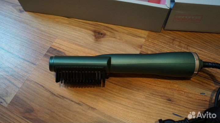 Фен-расческа Fantasy dewal beauty HB4000