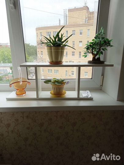 Полка настенная белая