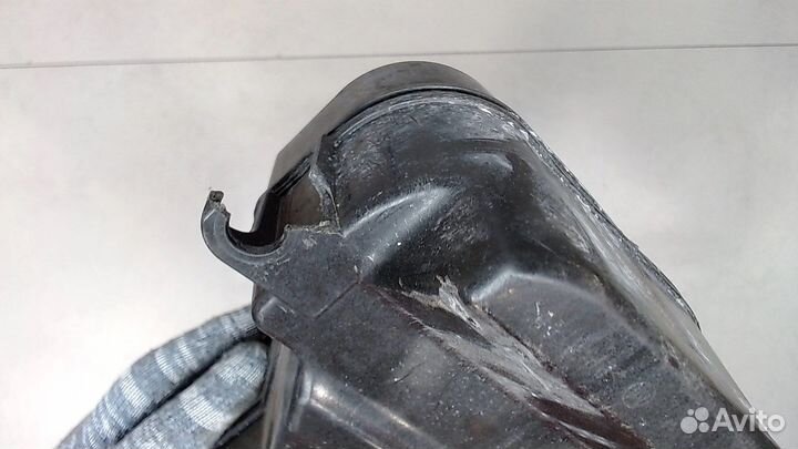 Динамик Porsche Taycan 2019 –, 2020