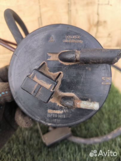 Насос топливный Volkswagen Passat B3